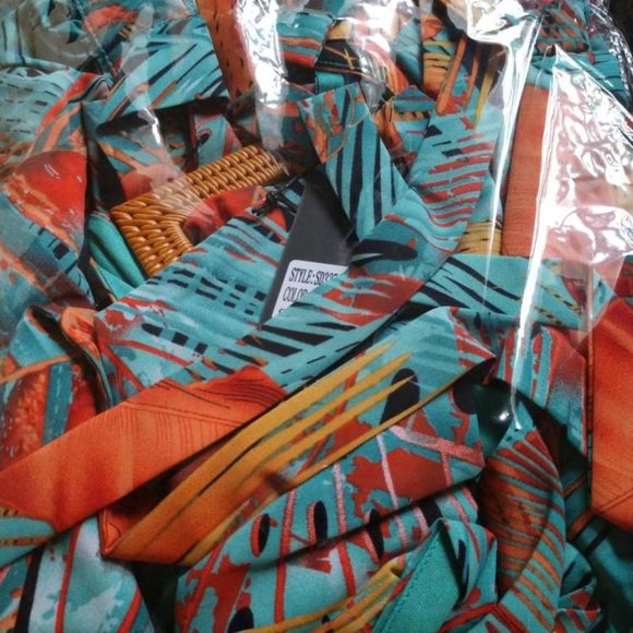 Tropical Maxi Dress - Picture 5 of 6